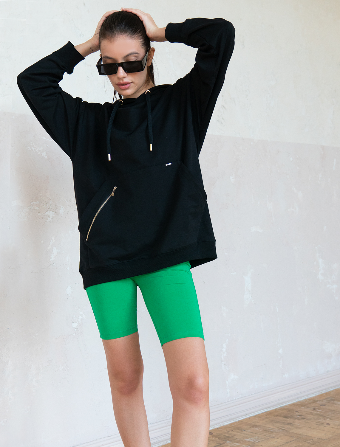 картинка Капри женские зеленый от магазина Одежда+